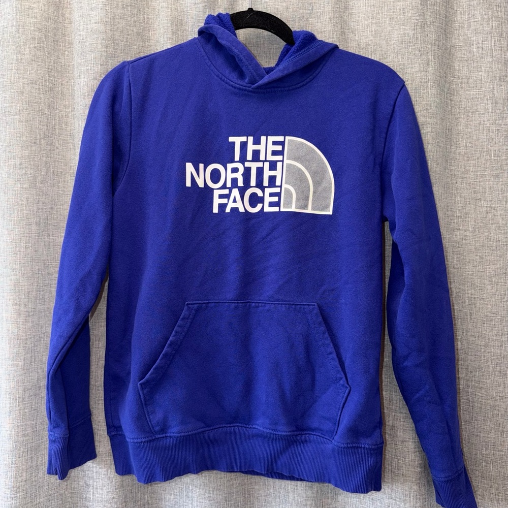 The North Face Boys Blue Hoodie XL